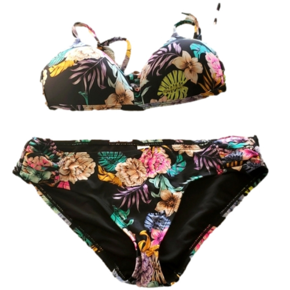 NO boundaries 2pc swim suit black with floral design